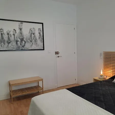 Compartido Hab Privadas Playa De La Caleta * كاديز