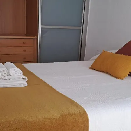 Homestay Compartido Hab Privadas Playa De La Caleta Cadiz