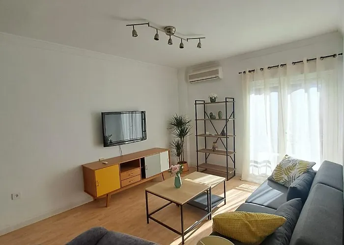 Compartido Hab Privadas Playa De La Caleta * カディス