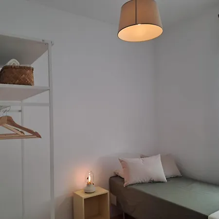 Compartido Hab Privadas Playa De La Caleta